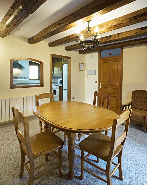 ברוטו Apartamentos Casa Buisan חדר תמונה