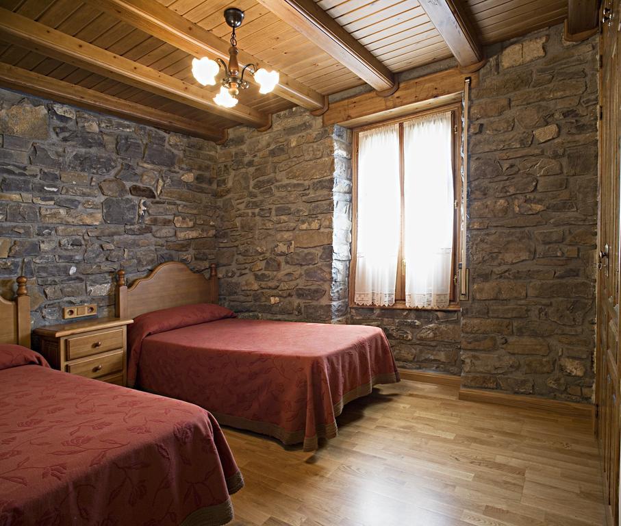 ברוטו Apartamentos Casa Buisan חדר תמונה