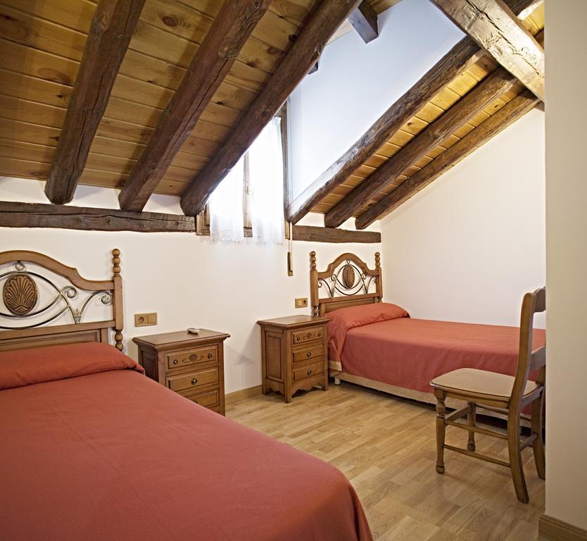 ברוטו Apartamentos Casa Buisan חדר תמונה